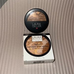 Laura Geller baked balance-n-brighten foundation